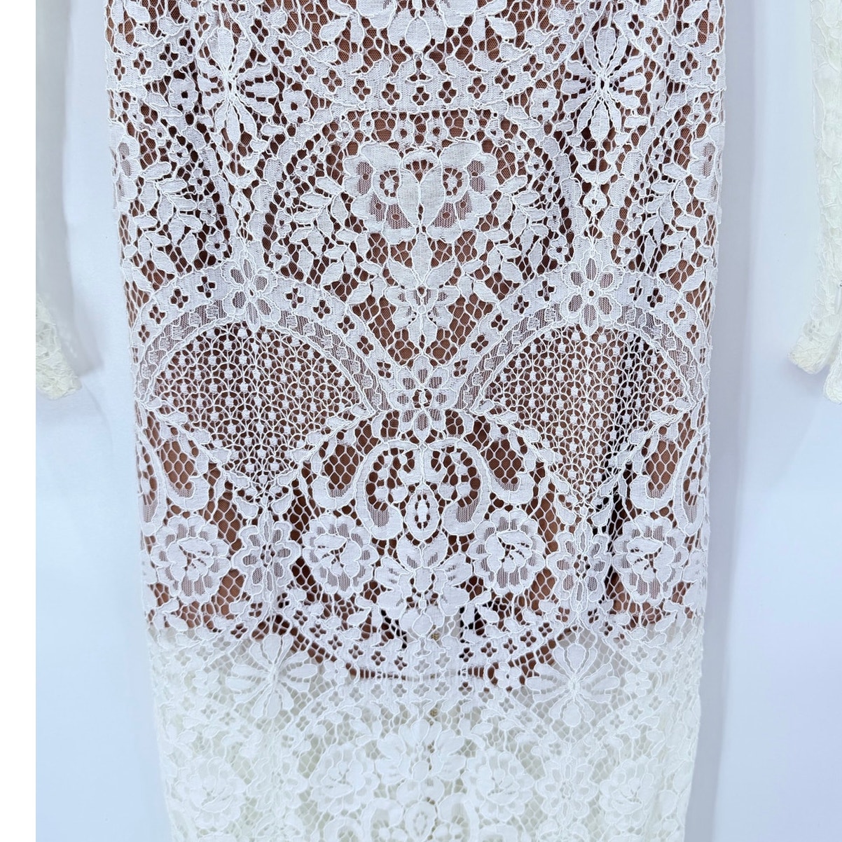 Bronx And Banco Allegra Blanc Lace Open Back Maxi Dress White Medium — image 4 of 8